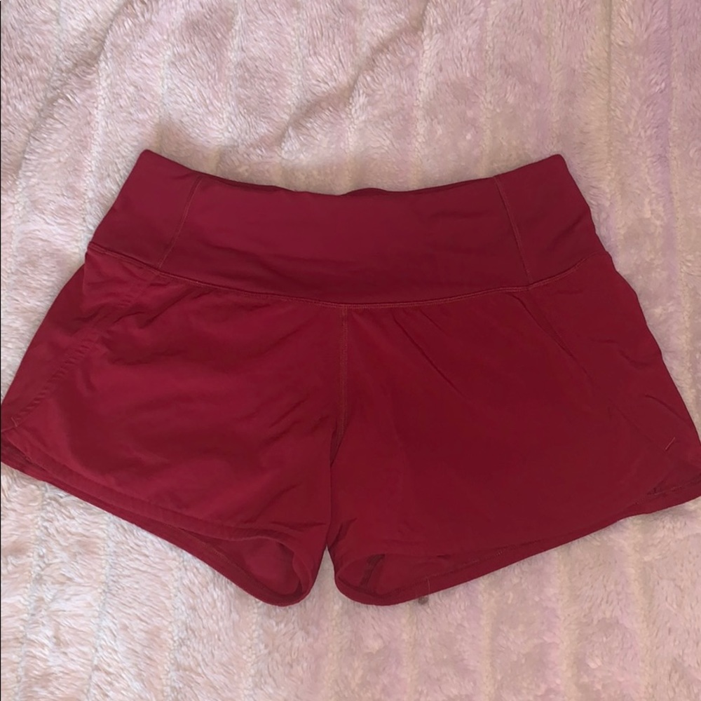 Red Lululemon tracker shorts ❤️❤️